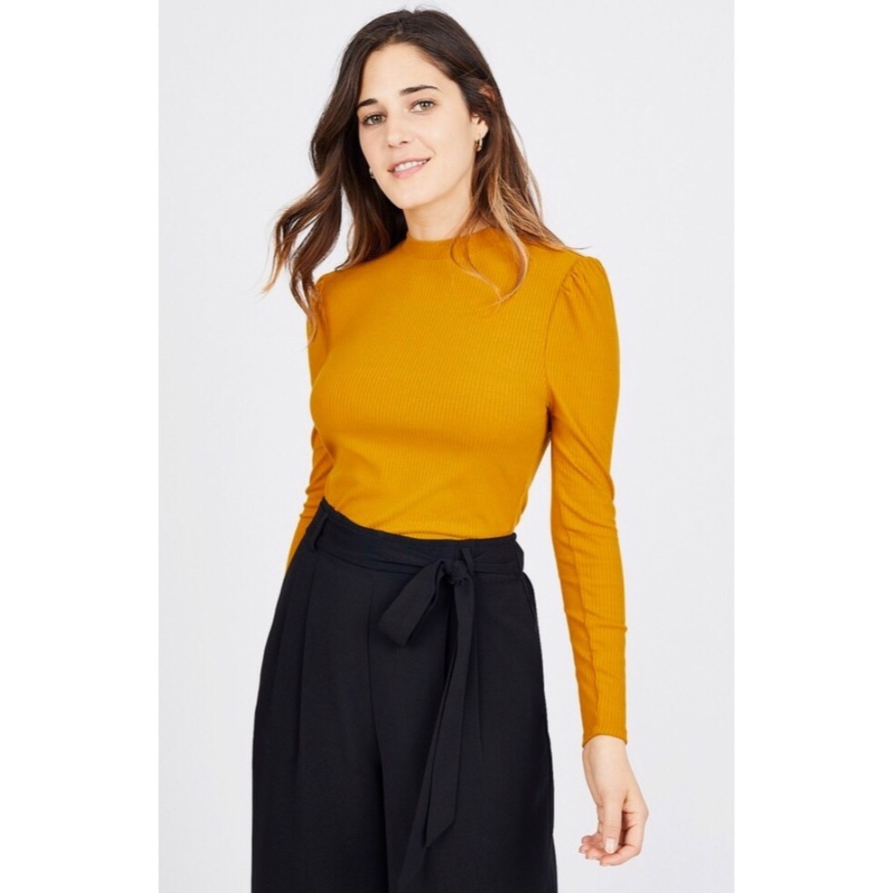 Sabié Mustard Mock Neck Shirt